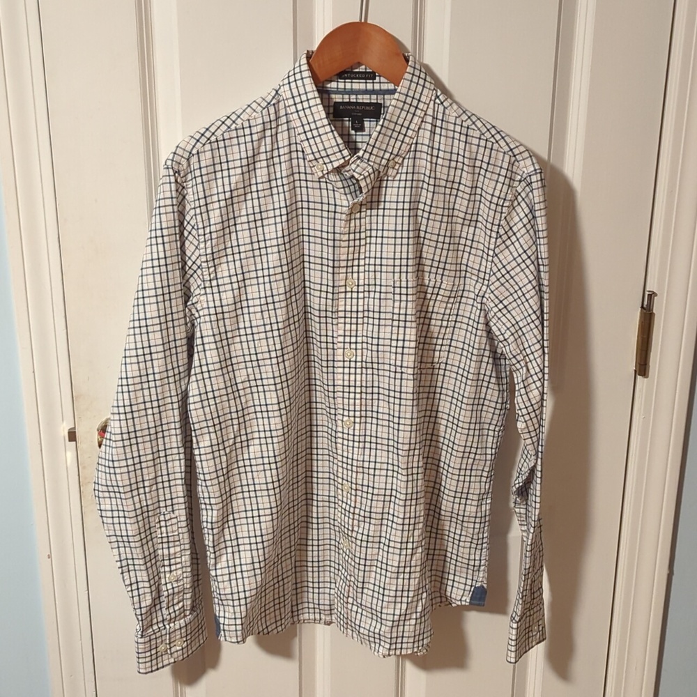 Banana Republic Untucked Fit Large Shirt